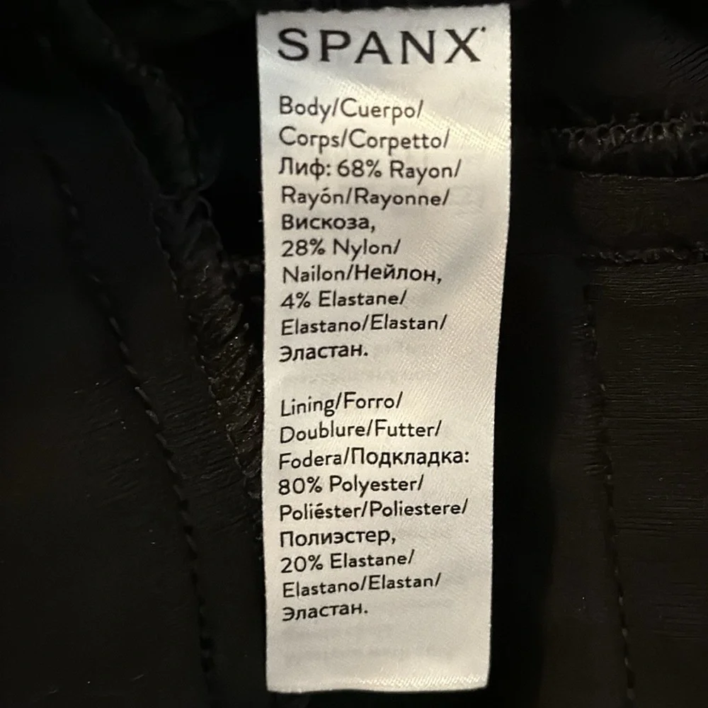 Spanx M black ponte slim straight pull on pants ๐ - Picture 7 of 8